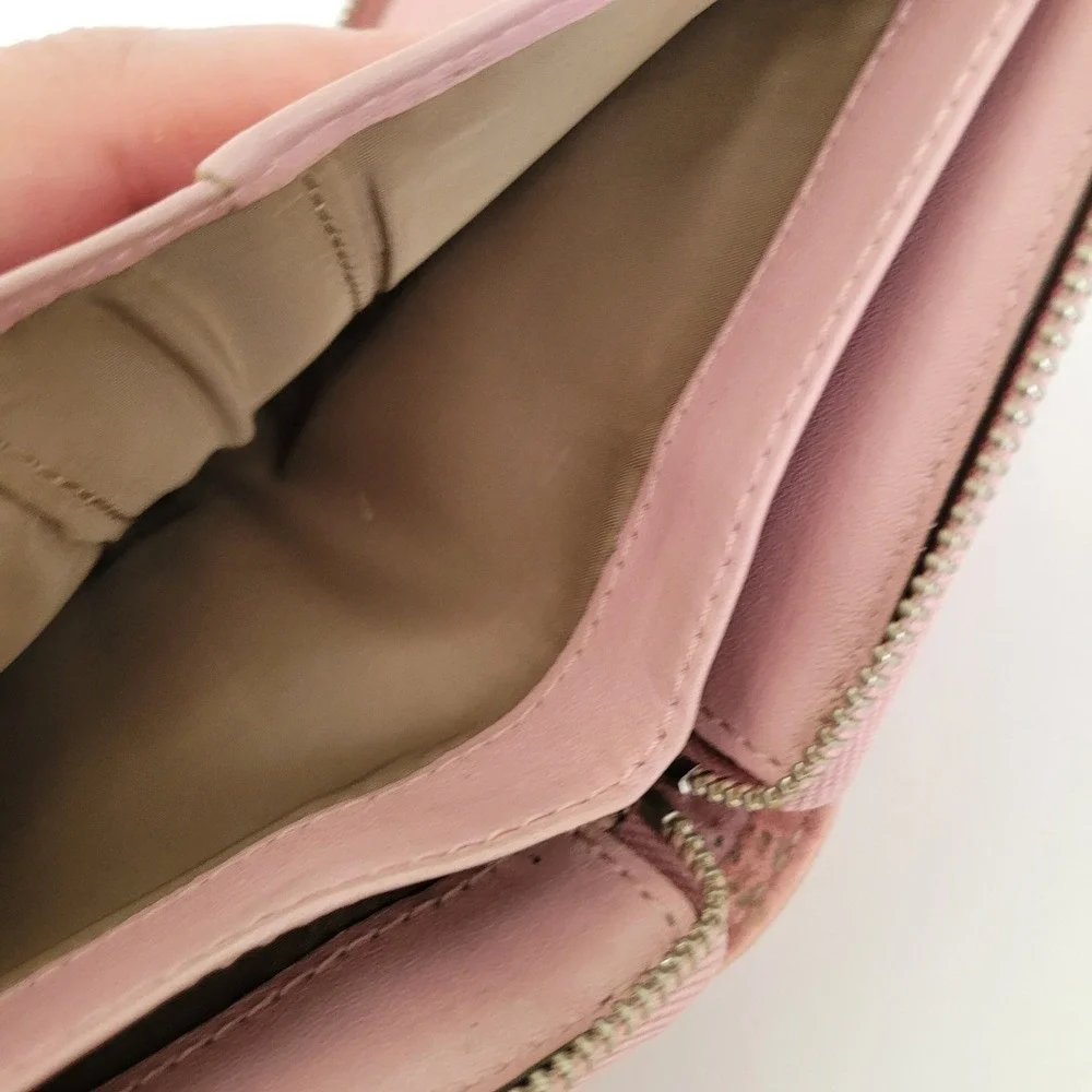 Coach Pink Pebbled Leather Small Zip Around Wallet Coin Pocket Medallion